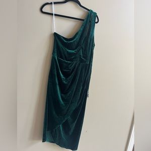 XL lulus one shoulder dress